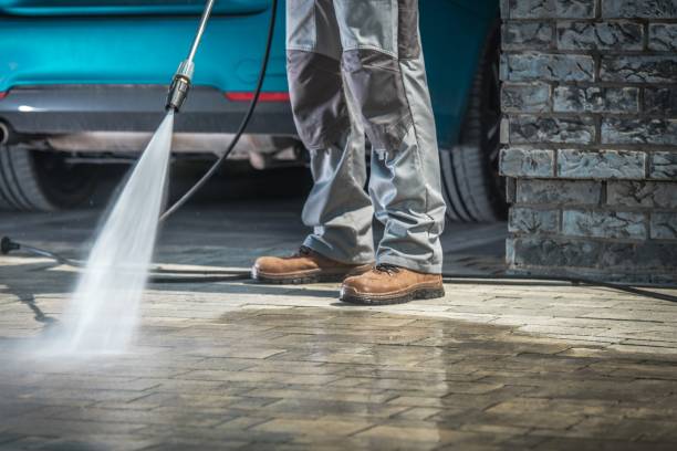 Best Pool Deck Cleaning  in Kenedy, TX